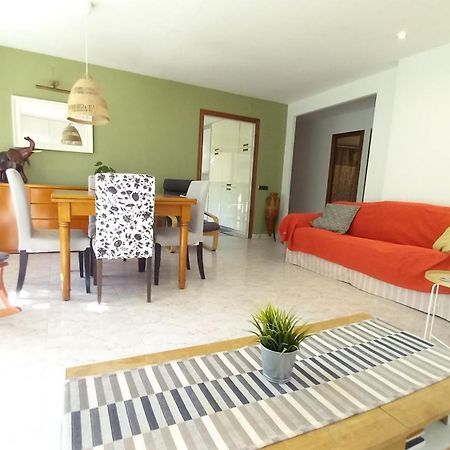 Bright Apartment Near The Beach And Barcelona By Train Masnou Bagian luar foto